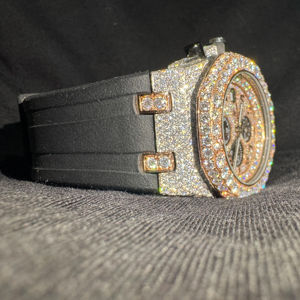 Reloj de Moda Hip Hop con Incrustaciones de Moissanita, Bisel con Diamantes VVS, Correa de Goma, Relojes de Cuarzo para Hombre, Precio al por Mayor en el Reino Unido - Product Image 1