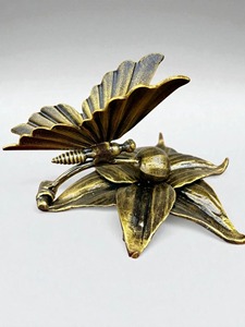 Elegant <b>Butterfly</b> Design Metal Napkin Stand for Special Occasions Wedding Events Festive Gifting and Luxury <b>Dining</b> <b>Table</b> decor - Product Image 3