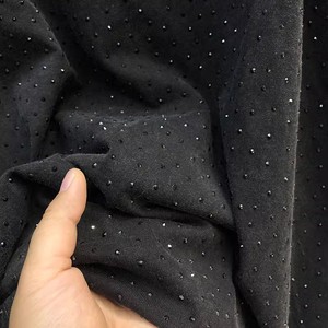 T-shirt en tricot surdimensionné pour homme avec motif à pois, col rond, manches courtes, décontracté, respirant, longueur longue, noir - Product Image 4