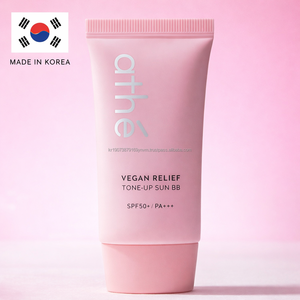 Crème BB Vegan K Beauty pour une peau éclatante, SPF50+, fini effet essence, OEM, tous types de peau, >1.7floz - Product Image 1