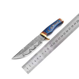 Couteau de chasse en acier Damas, lame à pointe tombante, manche bleu, couteau à lame fixe artisanal, couteaux de survie en plein air - Product Image 1