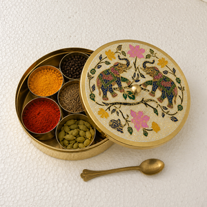 Caja de Masala de Latón Hecha a Mano con Diseño de Elefante Pintado a Mano, 7 Recipientes para Especias, Organizador de Almacenamiento de Cocina con Tapa y Cuchara - Product Image 2