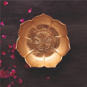 Handcrafted Decorative Brass Finish Lotus Urli Bowl Traditional Indian Festive Decor Luxury <b>Flower</b> Pot for Hotel Home Decoration - Product Image 2