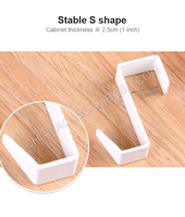 Sur le crochet de porte d'armoire en forme de S crochet de suspension de cuisine multifonctionnel sans organisateur de stockage de perceuse