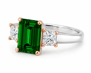 Bague de fiançailles et de mariage à trois pierres en pierre précieuse verte taille émeraude avec pierres latérales taille princesse en or 10K/14K/18K et argent 925/935 - Product Image 3