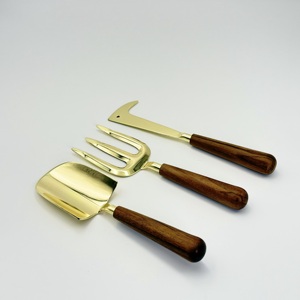 Ensemble d'outils de jardinage très demandé - Mini-outils de jardin pour la plantation, le repiquage et le creusement en pot par R B Overseas d'Inde - Product Image 4