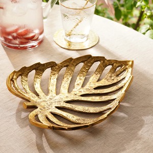 Bandeja de Madera Artesanal Estilo Orgánico, Tabla de Servir Premium para Presentación en Mesa, Cocina, Comedor, Decoración y Regalos - Product Image 5