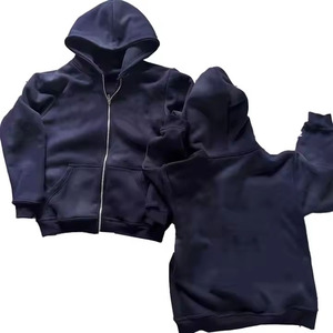 Colección Premium de Chándales Ecológicos para Hombre con Detalle de Alambre de Púas, Estilo Urbano Ligero y Atrevido - Product Image 2