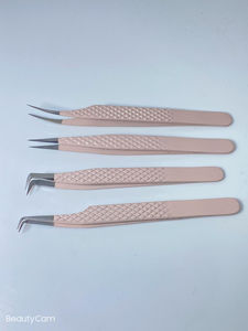 ชุดแหนบคิ้วสแตนเลสสตีลความแม่นยำสูง DANTRIC IMPLANTS รุ่น JQ-574 ปลายเรียบ ทนทาน ขนาด 10 มม. ด้ามจับสีชมพู ดีไซน์กันลื่น - Product Image 2