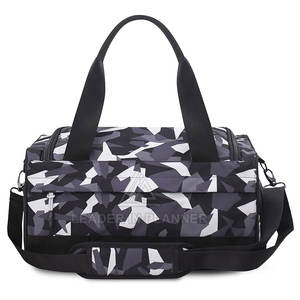 Nouveauté : Sac de sport léger au design moderne, fabriqué au Pakistan, sac de sport très vendu en promotion - Product Image 3