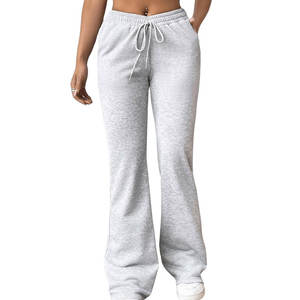 Pantalon de survêtement évasé pour femme, design élégant à jambes larges, coupe décontractée, parfait pour la maison ou le streetwear - Product Image 1