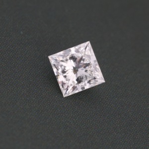 Diamante Cuadrado de Laboratorio de 0.55 Ct, Color D, Claridad VS2, Diamante HPHT, Grado IGI, para Joyería, Calidad de Exportación - Product Image 4