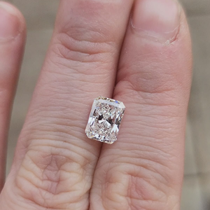 เพชร SHREERAJ SOLITAIRE ใบรับรอง IGI 0.50 กะรัต 10.0 กะรัต เพชรทรง Radiant Cut เพชรเลี้ยงในห้องปฏิบัติการ ความสะอาด VVS2 สี E เพชรเม็ดเดี่ยว ขายส่ง - Product Image 2