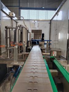 Etiquetadora Automática Eléctrica de Alta Eficiencia de 120 BPM para Botellas de Plástico de Bebidas con Núcleo de Bomba, Bolsas de Alimentos y Sobres - Product Image 3