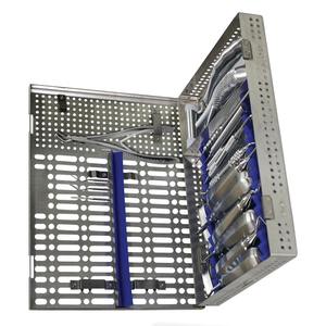 Kit d'instruments pour implants dentaires avec outils de greffe osseuse, pinces, détartreurs, seringue, étui bleu, ensemble chirurgical manuel - Product Image 1