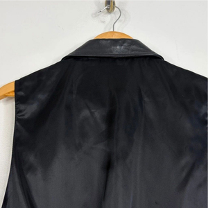 <b>Men's</b> Genuine Leather <b>Vest</b> <b>Black</b> Sleeveless Waistcoat Classic Fit With Buttons And Pockets For TV Movie Costumes - Product Image 2