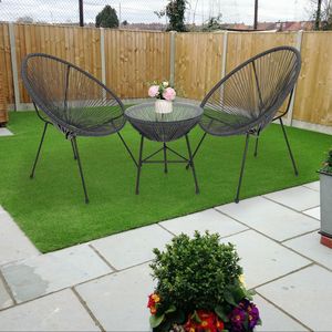Set di mobili da bistrot Acapulco per tutte le stagioni, 3 pezzi, per patio, giardino, esterno, 2 sedie grigie e tavolo con piano in vetro DK - Product Image 5