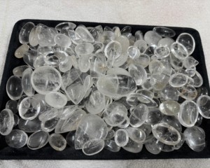 Lote de 25000 Cabujones de Cristales Naturales Mixtos, Gemas Sueltas Pulimentadas, Piedras Surtidas al por Mayor para la Fabricación de Joyas - Product Image 1