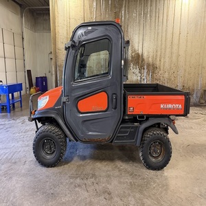 Livraison rapide - Véhicule utilitaire Kubota RTV-X1100C 2024 - Véhicule tout-terrain robuste 4x4 - Tracteur à roues latérales électrique certifié EPA et EEC - Product Image 3