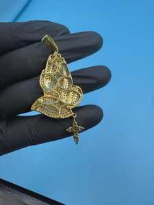 จี้รูปมืออธิษฐานประดับเพชรโมอิสซาไนต์ VVS เงินแท้ 925 ชุบทอง จี้ฮิปฮอป ผ่านการทดสอบเพชร ประดับเพชรเต็มตัว จี้หรูสั่งทำพิเศษ - Product Image 6