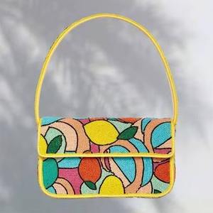 Bolso de Mujer de Resina Bordado y Adornado con Cuentas Hecho a Mano por TCE |   Cartera Artesanal Tradicional para Mujer |   Accesorio de Moda Étnico Hecho a Mano - Product Image 2