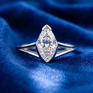 Bague solitaire en diamant de laboratoire taille marquise 3 carats, plaqué or 14 carats, luxe pour femme, certifiée IGI, bague de mariage personnalisée - Product Image 1