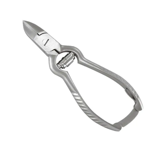 Juego de manicura profesional de acero inoxidable con corte curvo y apertura de mandíbula ancha para cortaúñas, empujador de cutículas y cortaúñas para uñas encarnadas. - Product Image 2