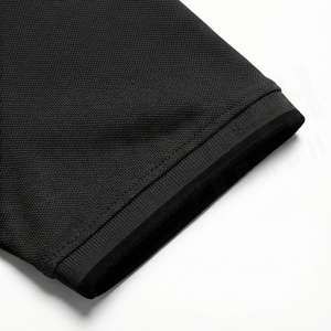 Vente en gros de polos pour hommes sur mesure avec logo imprimé, nouveau design, couleur unie, tissu tricoté, fabriqué au Pakistan - Product Image 6