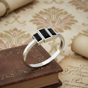 Anillo de Sello Unisex Minimalista de Plata de Ley 925 con Bisel de Ónix Negro Triple, Diseño Clásico, Joyería Personalizada - Product Image 1