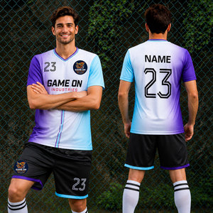 Ensemble de football personnalisé à manches courtes pour hommes, maillot de football respirant, ensemble de sport, vente en gros à prix réduit - Product Image 1
