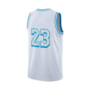 Camiseta de Baloncesto de Diseño Único Personalizada, Camiseta de Baloncesto de Secado Rápido de Alta Calidad a Precio Económico, Hecha en Pakistán - Product Image 3