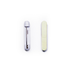 Clip con Pin de Seguridad, PVC Bordado, Adhesivo Gris Duradero de 32 mm para Uso con Insignias o Porta Tarjetas - Product Image 3