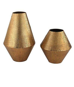 Vases à fleurs en aluminium plaqué or avec un design élégant, parfaits pour la décoration de table et l'utilisation en vase à fleurs d'intérieur - Product Image 5