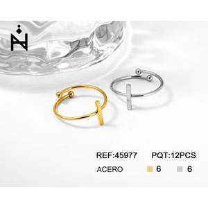 Anneau en acier inoxydable en forme de lettre I, accessoire de bijoux tendance unisexe pour la création de couronnes - Product Image 1