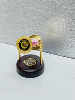 Reloj de arena náutico colgante de latón de 3.75'' con base de madera y brújula, decoración vintage