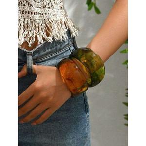 Bracelets en résine faits à la main, accessoires de mode haut de gamme pour femmes, vente en gros, qualité export, impression numérique, TCE uni - Product Image 1