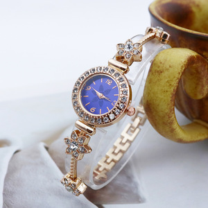 Vente en gros d'usine, nouveau bracelet de montre à motif diamant, montres élégantes pour femmes, montres de luxe pour femmes, bracelets de montre à quartz - Product Image 5