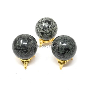 Sphère de pierre naturelle personnalisée en gros avec boules de cristal rutile blanc de guérison lignes dorées - Product Image 6