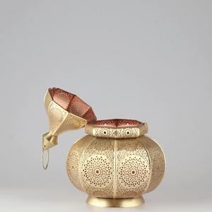 Lanterne artisanale en fer de style mosquée, croissant de lune et étoile, pour la décoration de la maison, idéale pour le Ramadan Kareem et l'Aïd. - Product Image 1