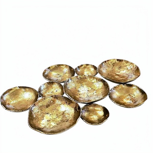 Lot de 9 bols décoratifs plaqués or de forme irrégulière en métal et aluminium bol de luxe de style nordique - Product Image 1
