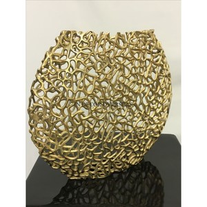 Bronze Finish Handmade Stylish Designer Superior Quality Metal Vases For Wedding And <b>Parties</b> <b>Table</b> Centerpiece Decoration Supply - Product Image 5