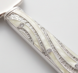 Serveur de gâteau de luxe avec poignée en marbre Outil de coupe de gâteau élégant et fonctionnel Idéal pour la cuisson à la maison des repas de famille et des cadeaux - Product Image 2