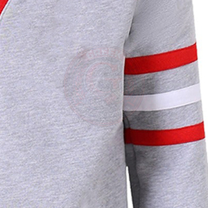 Suéter Gris para Mujer de la Hermandad Delta Sigma DST, con Mangas a Rayas Rojas y Blancas, Tejido Acrílico, Corte Regular - Product Image 6