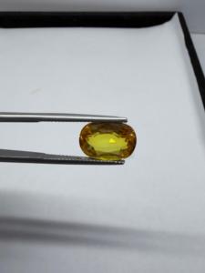 Zafiro Amarillo Bangkok (Sin Calentar) Corindón Natural Gema Preciosa Corte Ovalado Para Hacer Anillos o Colgantes (Uso Astrológico) - Product Image 1