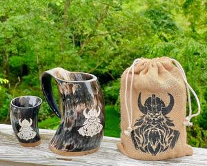 Auténtica taza de cuerno para beber cerveza y vino en bares y pubs. Jarra de cuerno de buey con asa, taza decorativa. - Product Image 1