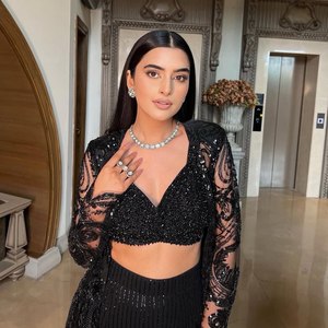 ส่าหรีเลห์เหลี่ยมสวมใส่สำหรับงานปาร์ตี้ดีไซน์เนอร์สำหรับผู้หญิง - Product Image 6