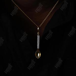 Colgante de Lujo para Hombre, de Plata de Ley Bicolor con Baño de Oro, con Moissanita y Pavé de Diamantes, Estilo Hip Hop, Dvars Diamond - Product Image 5