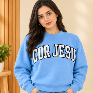 Suéter de Punto Personalizado con Cuello Alto para Universidad, Ropa de Fraternidad y Hermandad Griega, Bordado de Espíritu Universitario, OEM ODM - Product Image 3