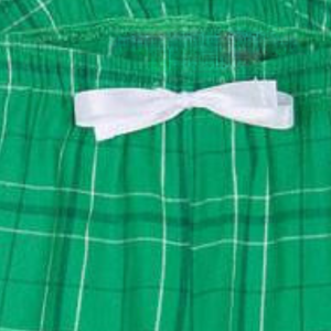 Shorts de pyjama en flanelle à carreaux verts AKA pour femmes, shorts de détente doux avec broderie AKA rose, vert, blanc, rose - Product Image 4