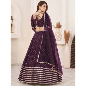 Encantador Lehenga Choli de Georgette con Lentejuelas Moradas para Recepción de Boda - Product Image 3